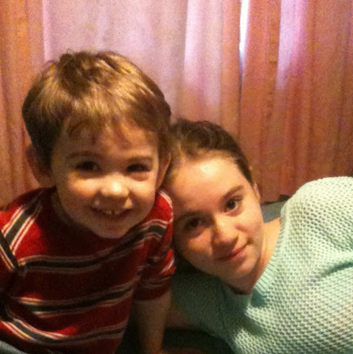 Michelle Cagle Photo 18
