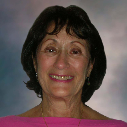 Linda Dwyer Photo 39