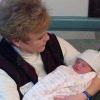 Lynda Thompson Photo 19