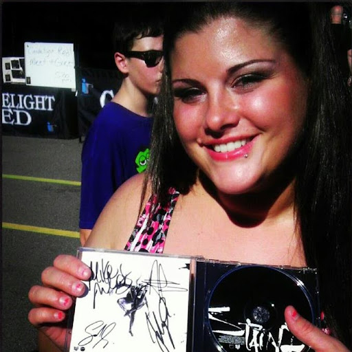 Sarah Bowser Photo 7