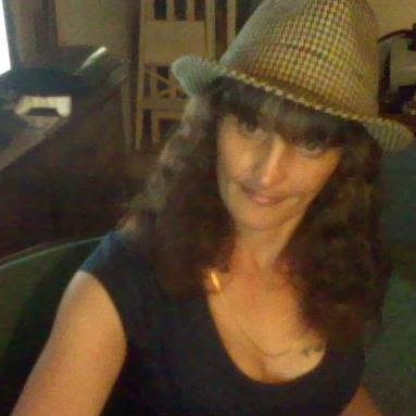 Carolyn Hunter Photo 34