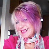 Dana Robbins Photo 19