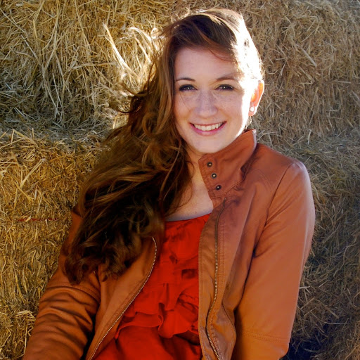 Hannah Neville Photo 8