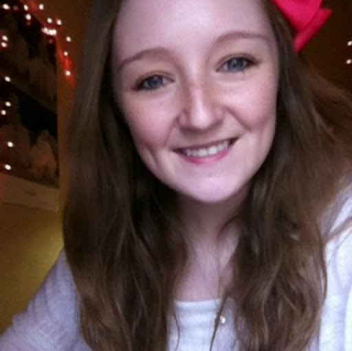 Amanda Scott Photo 17