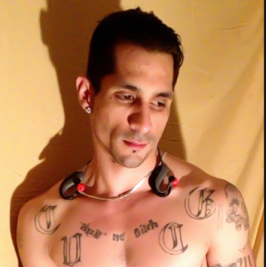 Ricardo Alvarez Photo 28
