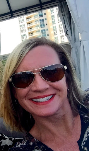 Angela Holloway Photo 35