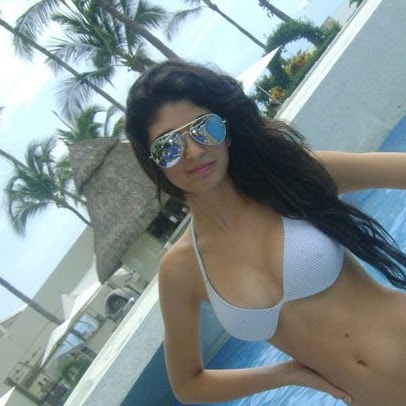 Michelle Nava Photo 36