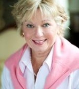 Elizabeth Hackett Photo 9