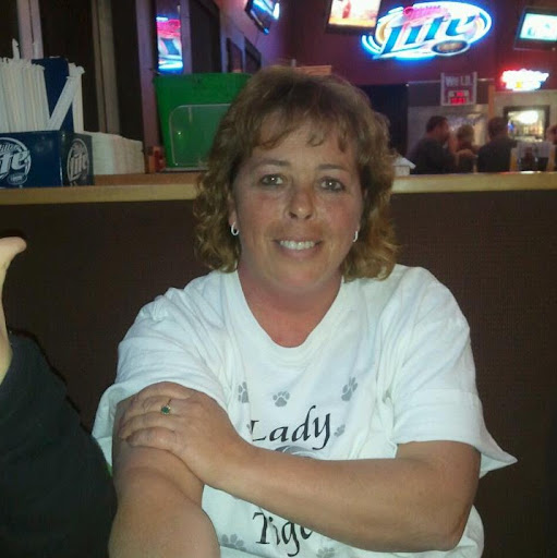Melissa Miles Photo 11