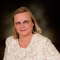 Laura Metzger Photo 33