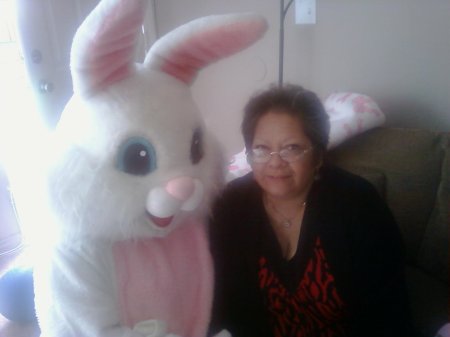 Loretta Vasquez Photo 6