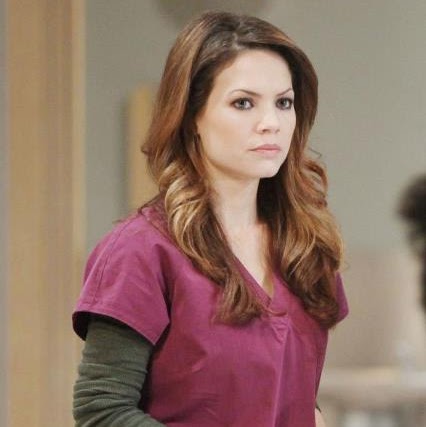 Elizabeth Webber Photo 33