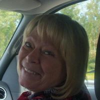 Sandra Dye Photo 12