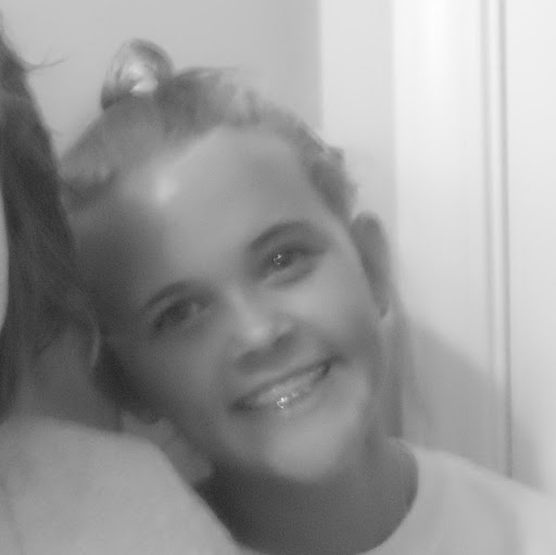 Laura Isom Photo 2