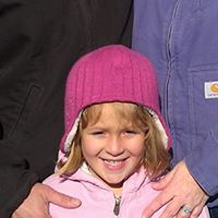 Caroline Shields Photo 14