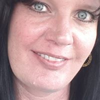 Michelle Combs Photo 44