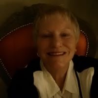 Paula Hurst Photo 36