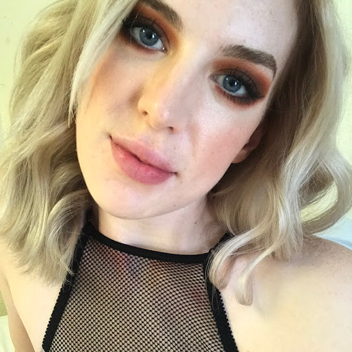 Elizabeth Marx Photo 11