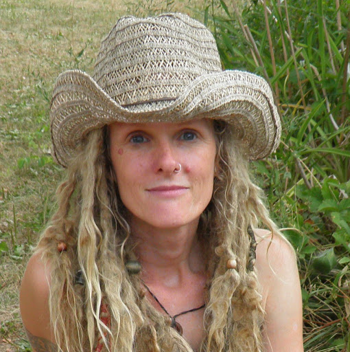 Kristine Brown Photo 13