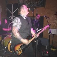 Jonathan Hughes Photo 38