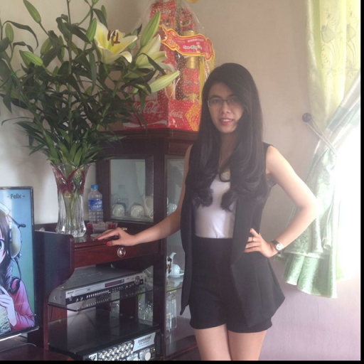 Hoang Trinh Photo 39