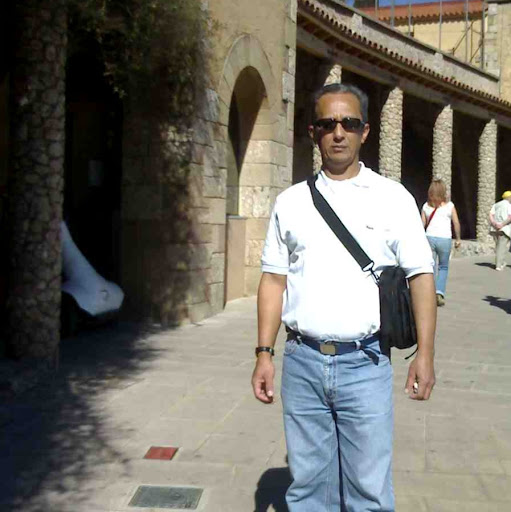Marino Escobar Photo 21
