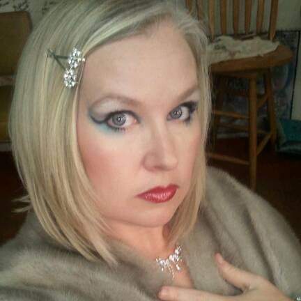 Jeanette Perry Photo 8