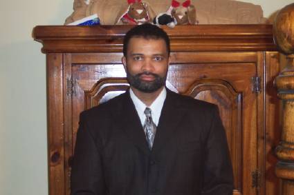 Ralph Gray Photo 16
