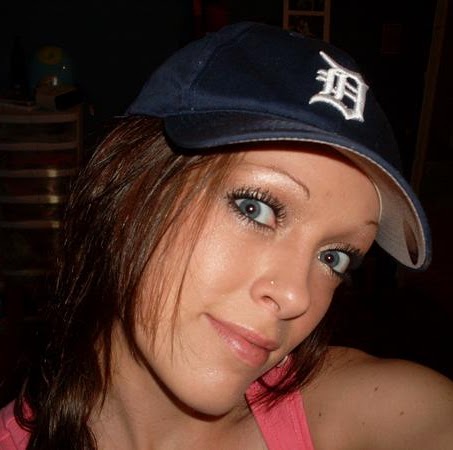 Theresa Morgan Photo 32