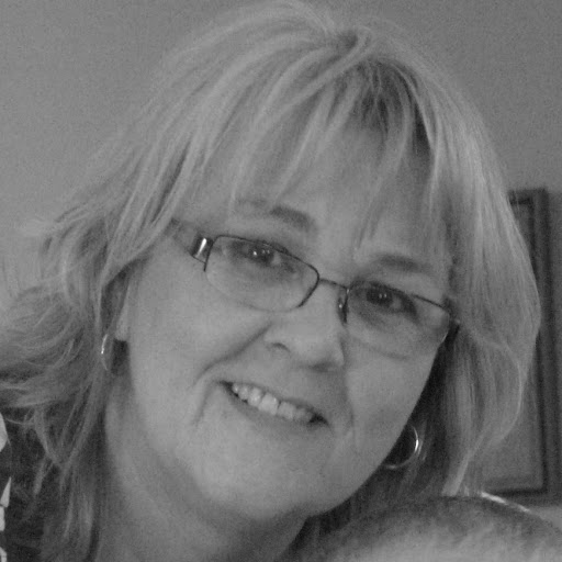 Angela Harrington Photo 31