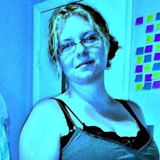 Jacqueline James Photo 11