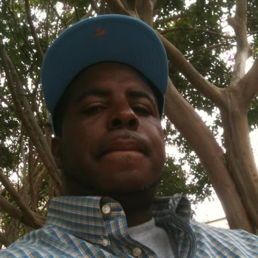 Clifton Young Photo 35