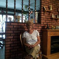 Sharon Roe Photo 26