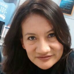 Carol Robles Photo 46
