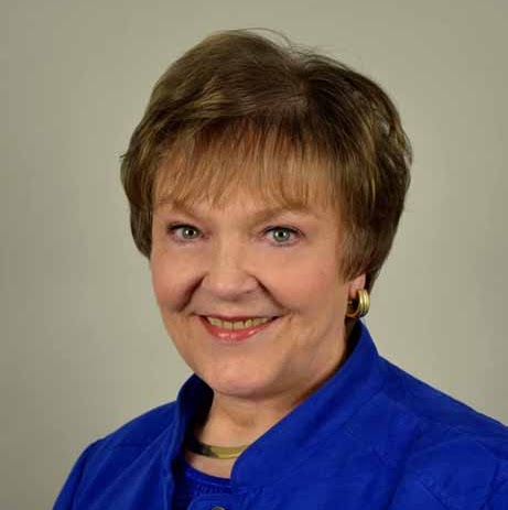 Debbie Montgomery Photo 17