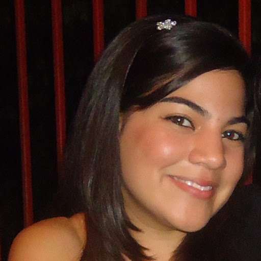 Claudia Mora Photo 8