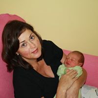 Suzanne Arnold Photo 21