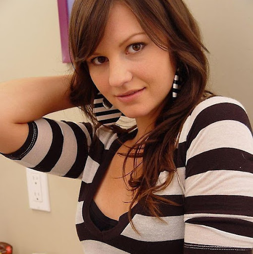 Janet Hudson Photo 29
