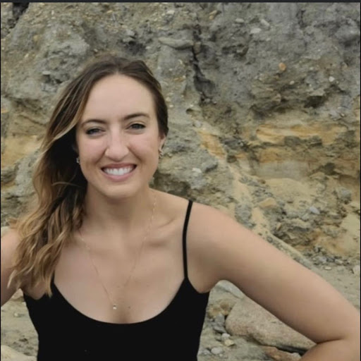 Katie Davidson Photo 35