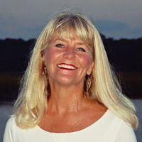 Donna Laird Photo 6