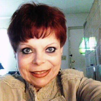 Kimberly Savage Photo 18