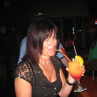 Julie Goodwin Photo 32