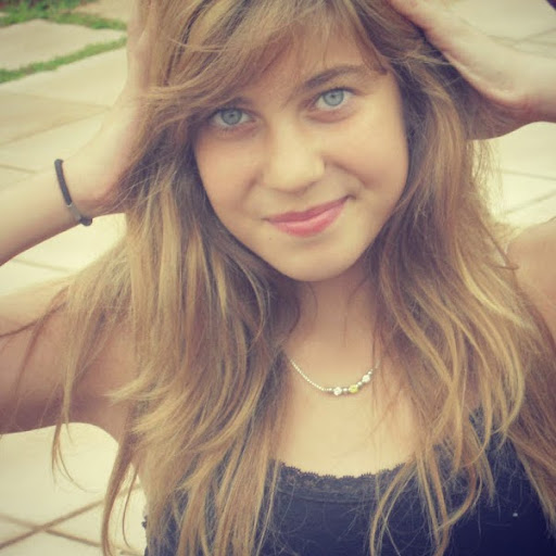 Elena Rodriguez Photo 11