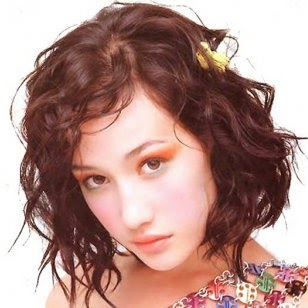 Michelle Howlett Photo 6