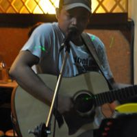 Laurence Paul Photo 24