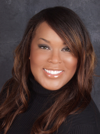 April Robinson Photo 30