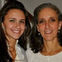 Anne May Photo 18