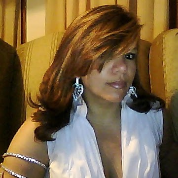 Ana Cardona Photo 14