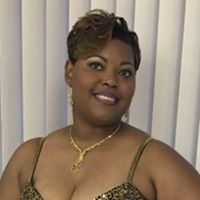 Miranda Singleton Photo 19