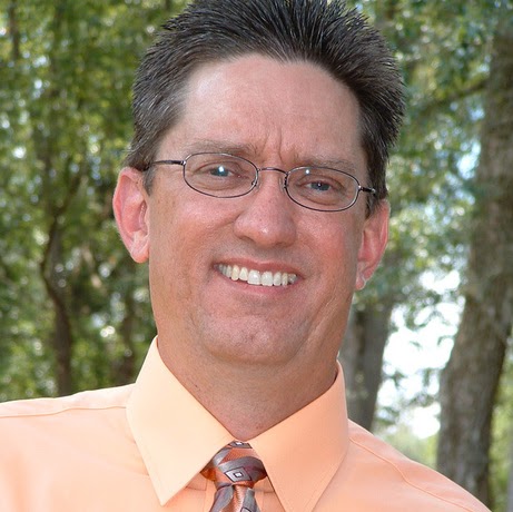 Vince Brown Photo 9